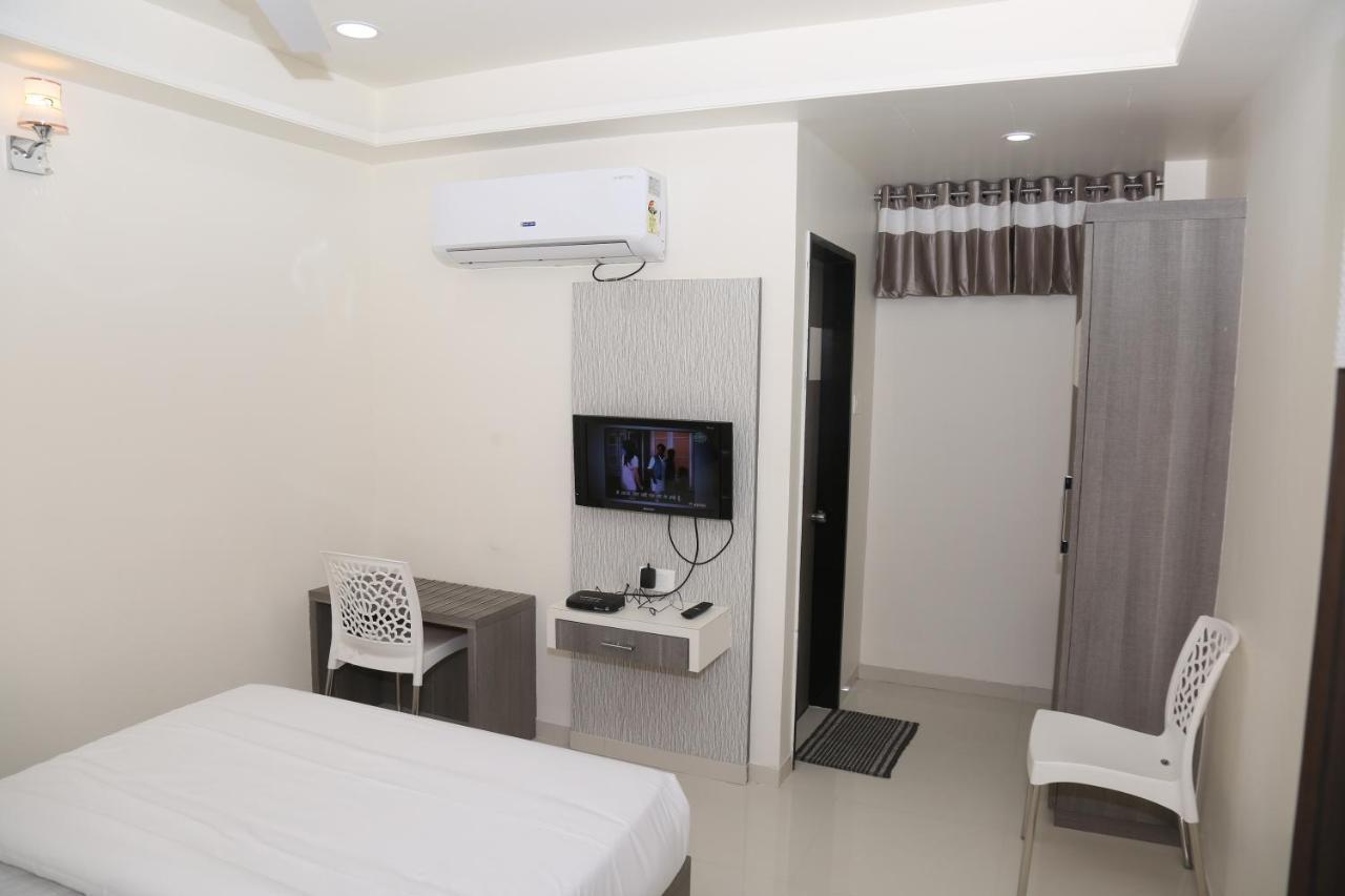 Hotel Lotus Chandrapur Exterior foto