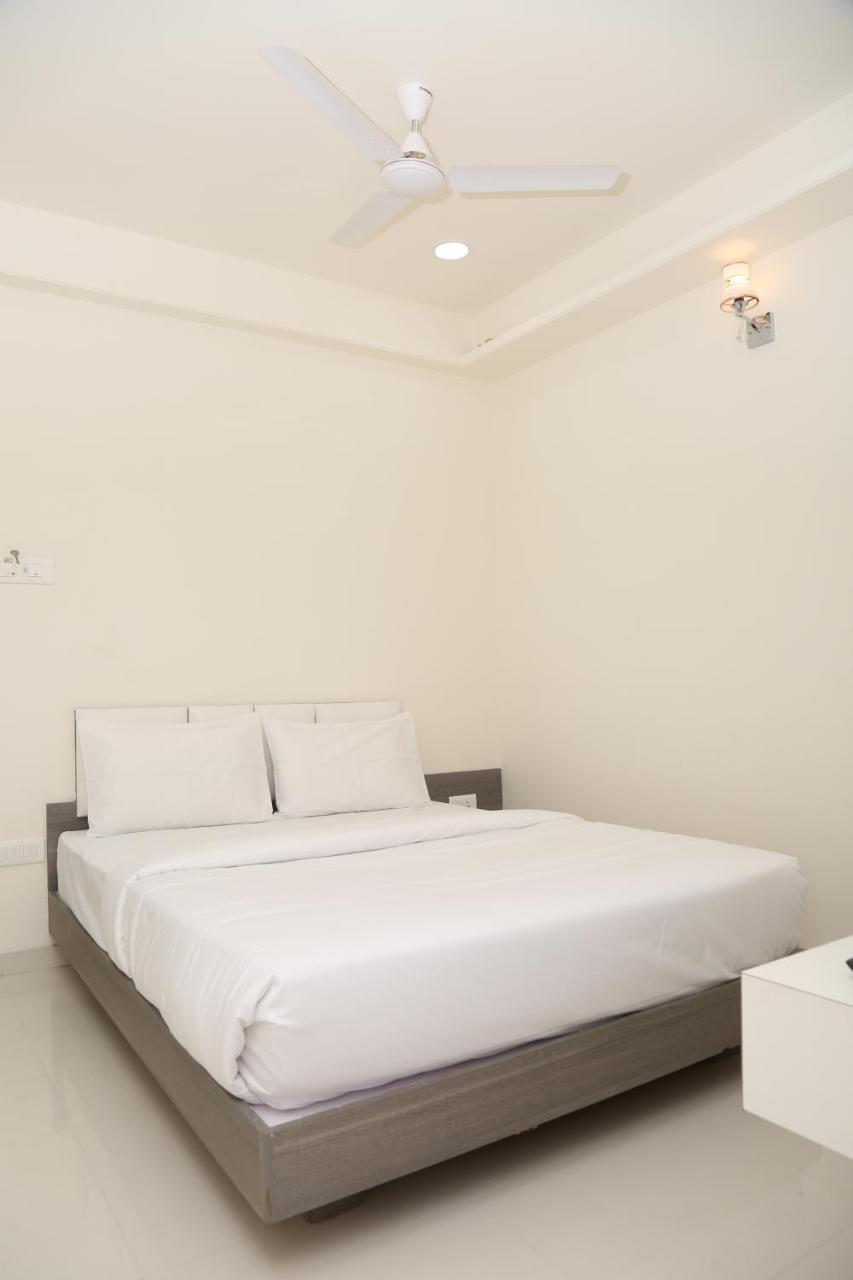 Hotel Lotus Chandrapur Exterior foto