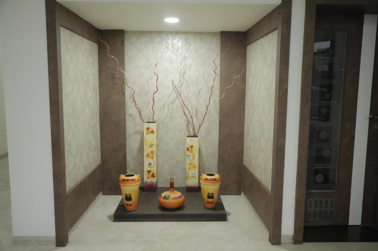 Hotel Lotus Chandrapur Exterior foto